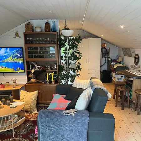 Near Bye, Lofoten Lodge